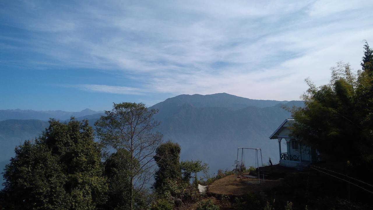 Neora Valley Retreat Hotel Rishop Bagian luar foto