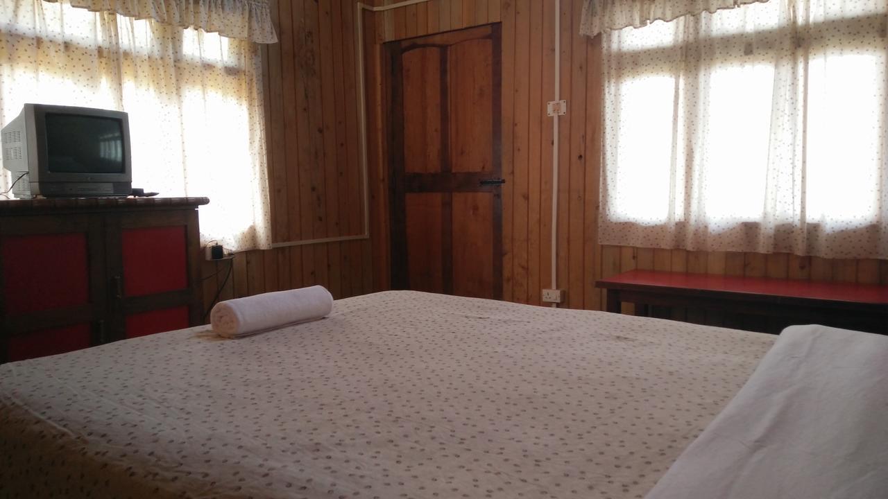 Neora Valley Retreat Hotel Rishop Bagian luar foto